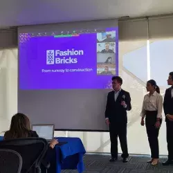 Alumnos ganan primer lugar en Hult Prize con proyecto de construcción