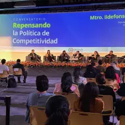 Ildefonso Guajardo habló de competitividad en el comercio con estudiantes del Tec.