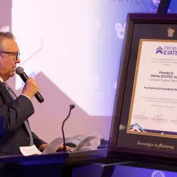 Humberto Schwarzbeck ganador premio al Mérito Exatec 2023 Ciudad Obregón