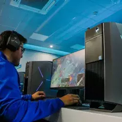 Alejandro es jugador de esports del Tec Guadalajara, bicampeón Conadeip y MVP.