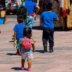 El desarrollo pleno de niños y niñas en las ciudades afronta retos relacionados al medio ambiente y a la planeación.