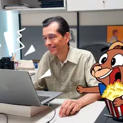 profesor tec ernesto diezmartinez viendo pelicula animada