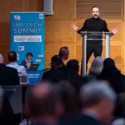 Carles Abarca, vicepresidente de Transformación Digital del Tec, fue conferencista invitado en el IMF Tech Summit.