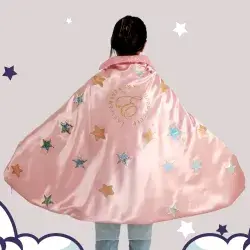 Las PrepaTec de Monterrey realizaron capas para la Fundación Pame, que serán entregadas a niños y adolescentes que luchan contra el cáncer.