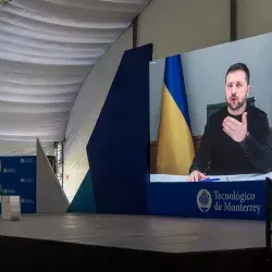 Zelenskyy durante la charla con universitarios mexicanos 