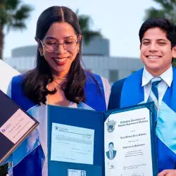 Dos egresados del Tec de Monterrey campus Laguna