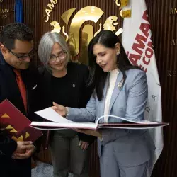 Libro de cámara de comercio, tec guadalajara participó con un capítulo.