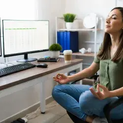 El Tec ofrece a sus colaboradores opciones para cuidar su salud mental.