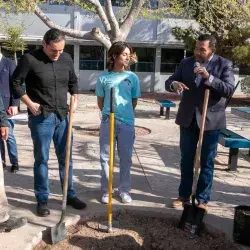 Reforestación: Jovenes juarenses plantan 100 árboles en el Tec