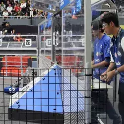 Estudiantes de la PrepaTec Cuernavaca participaron en las competencias regionales de robótica de FIRST 2024 en Monterrey y Hermosillo con su robot Dunga, obteniendo Autonomous Award y Quality Award.