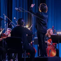 Orquesta Sinfónica de la UAT tocando The Beatles.