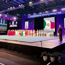 Coach del Tec consigue medallas para México en mundial de porristas