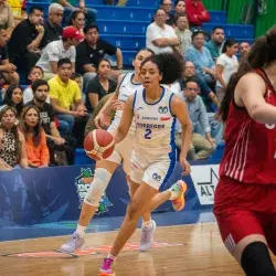 Entre duelas: Anisa Jeffries vive en Tec su pasión por el basquetbol