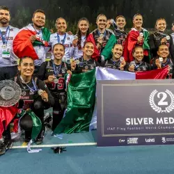 5 jugadoras Tec, plata con México en mundial de flag football femenil