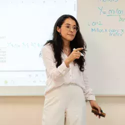 De Colombia al Tec campus LAG: nueva profesora enseña ingeniería verde