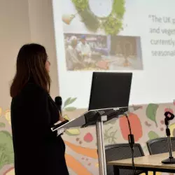 Frutas y estacionalidades: alumna Tec CCM gana en congreso de Londres