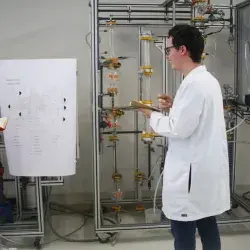 Alumnos de Tec CEM ganan concurso internacional de ingeniería química