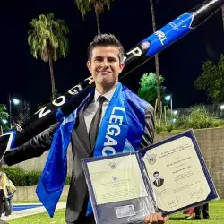 Emprende en cohetes y trabajará en Tesla