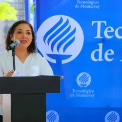adriana morales profesora tec tampico en congreso internacional