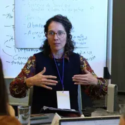 Abril Campos durante el Diálogo Regional de América Latina y el Caribe para reformar el sistema de salud global.