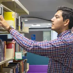 alumno tec presenta propuesta en cabildo juvenil