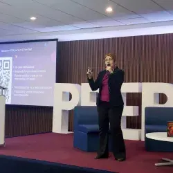 Libro para enseñar matematicas profesora Tec.