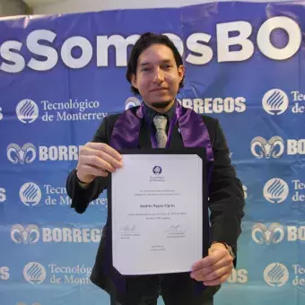 Reconocen formación integral de alumnos laguneros con Premios DAE