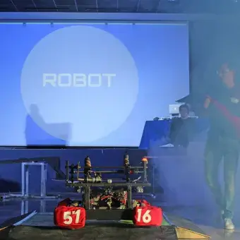 Robot