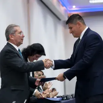 Entrega de reconocimientos a nuestros alumnos y profesores 