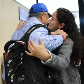 A su paso por el campus, Ramón fue muy felicitado por sus compañeros y amigos.