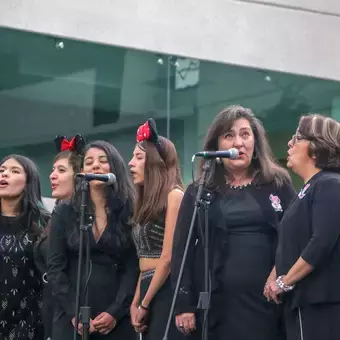 Uniendo a la comunidad con canciones de Disney