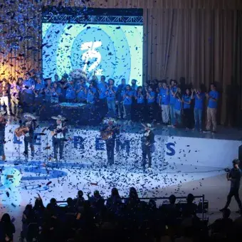 En campus Laguna se celebró con música el #75añosTec.