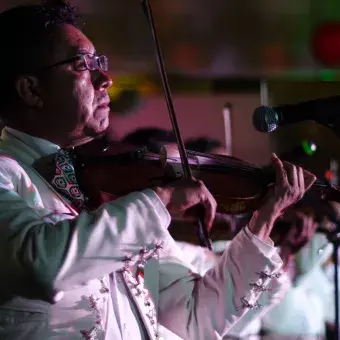 Fotografía del festejo de la noche mexicana en el TEC Toluca