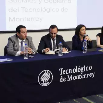 Presentación del libro "100 años de vigencia de la Constitución Mexicana"