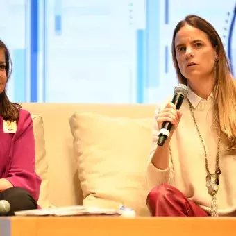 Mónica Flores y María Teresa Arnal en INCmty, festival de emprendimiento del Tec de Monterrey