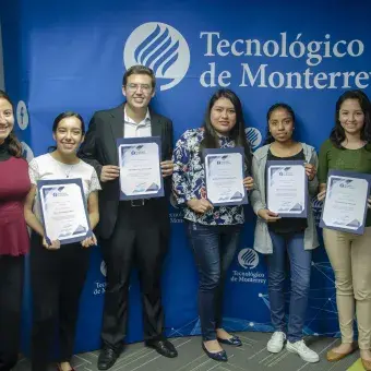Reconoce Tec Veracruz a los mejores estudiantes del año (fotogalería)