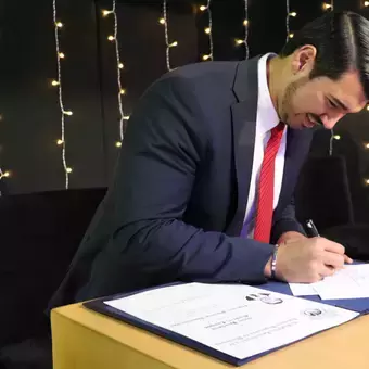 Así se vivió la ceremonia de firma de título del campus Monterrey