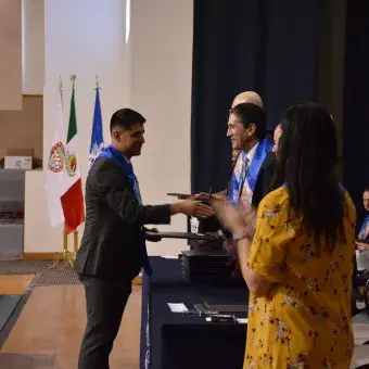 Entrega de títulos