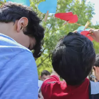 Tendedero de corazones