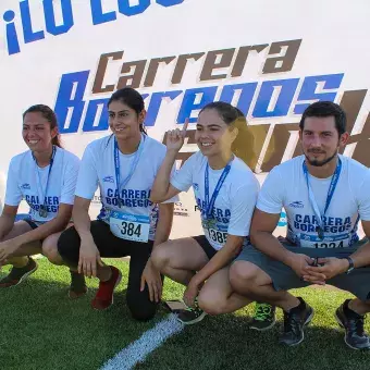 alumnos del tec en carrera borregos 