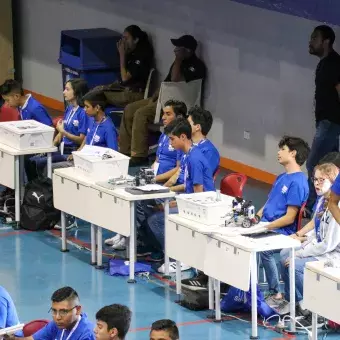 Estudiante se encuentra en la competencia.