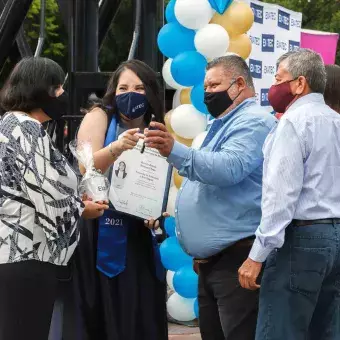 Estudiante de universidad en queretaro 15