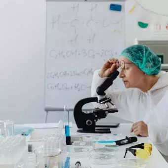 Mujeres en la ciencia: retos y gratificaciones