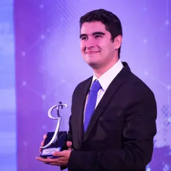 EXATEC reduce voltaje en sistemas DC-iEK; obtiene Rómulo Garza 2021