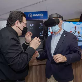 Tec Campus Querétaro inaugura laboratorio para tecnología disruptiva y de alta tecnología