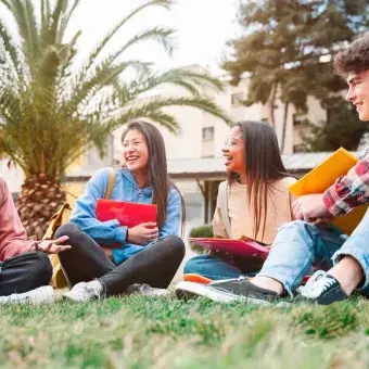 Especialistas en psicología positiva y educación analizaron los desafíos que hay para la enseñanza en la era postCOVID.