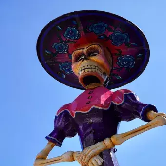 La catrina del Parque Central será la entrada a la celebración del Día de Muertos.