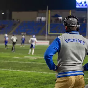 El Coach atento a cada jugada