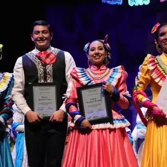 Baile folclórico de Jalisco en el espectáculo de Estampas de México del Tec Guadalajara.