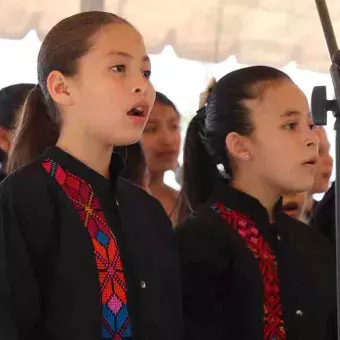 coro-niños-cantando